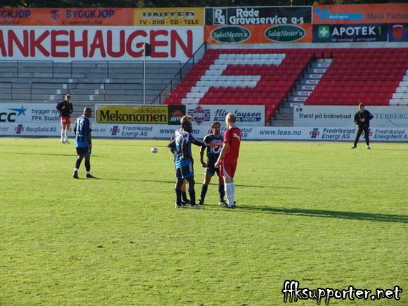 Trelagsturnering på Stadion – bilde 5 av 10