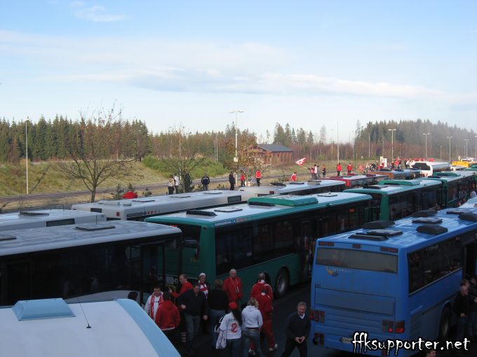 Med bussær til Ullevaal... – bilde 6 av 15