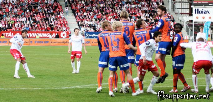 Wallace 1-0