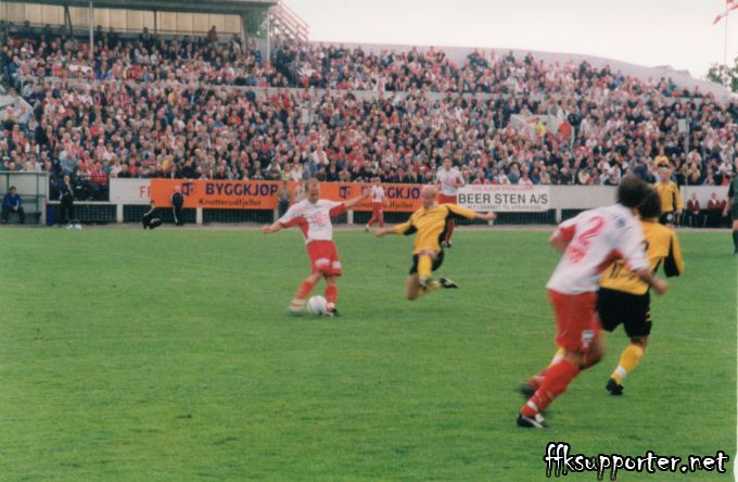 FFK - Start 14. september 2003, 1. divisjon – bilde 1 av 10