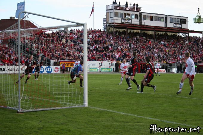 FFK - Brann 9. mai 2005, Tippeligaen – bilde 30 av 47