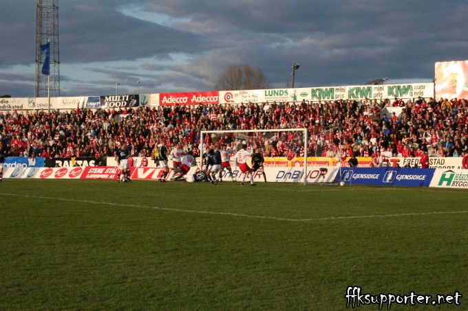 FFK - Viking 18. april 2005, Tippeligaen – bilde 27 av 80