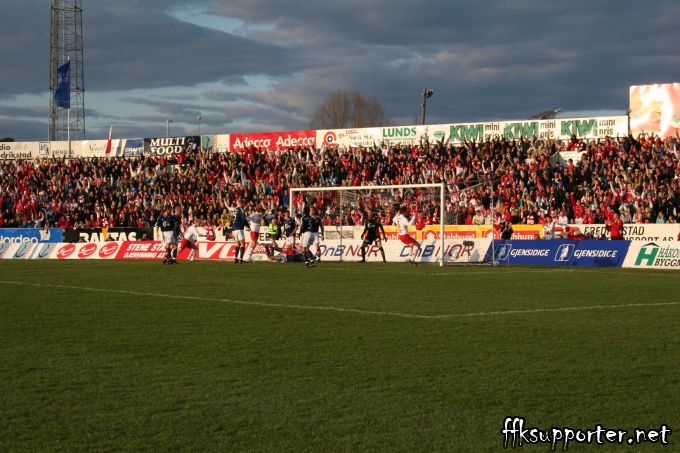 FFK - Viking 18. april 2005, Tippeligaen – bilde 28 av 80