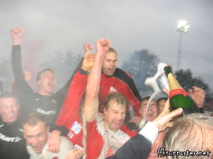 FFK - Oslo Øst 2004 og opprykksfest! – bilde 18 av 39