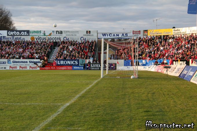 FFK - Viking 18. april 2005, Tippeligaen – bilde 37 av 80