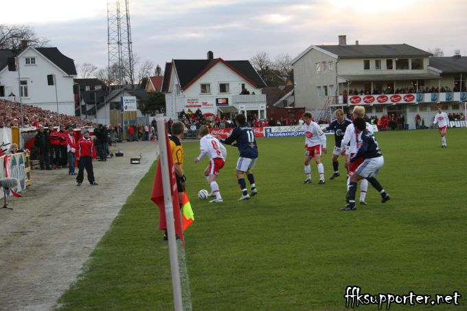 FFK - Viking 18. april 2005, Tippeligaen – bilde 41 av 80