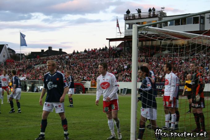 FFK - Viking 18. april 2005, Tippeligaen – bilde 47 av 80