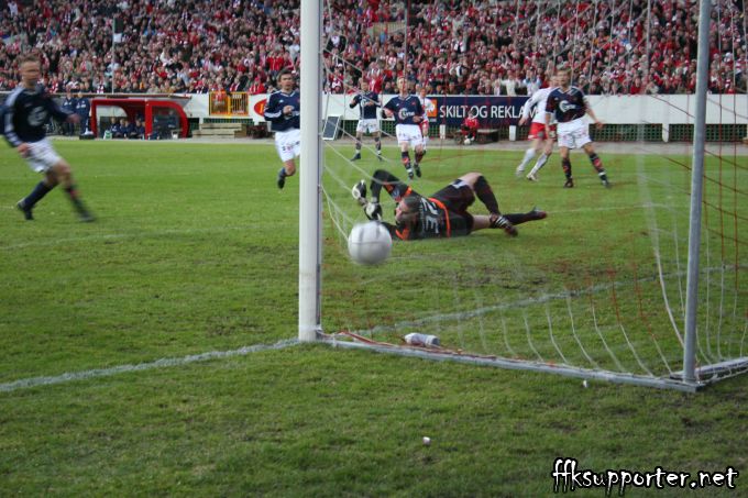 FFK - Viking 18. april 2005, Tippeligaen – bilde 49 av 80