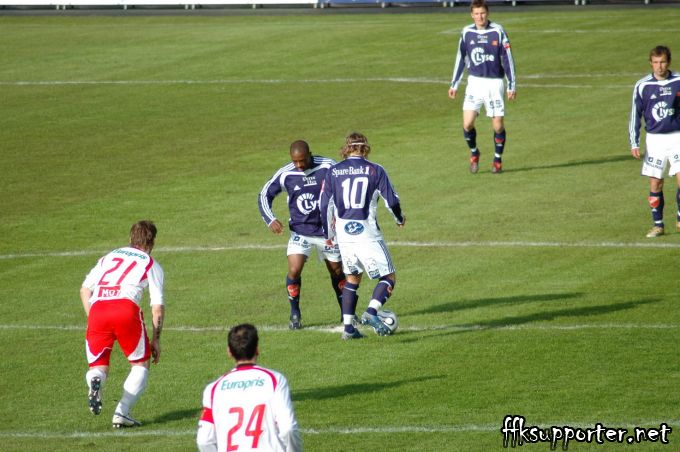 Viking - FFK, 17. april 2006, Tippeligaen – bilde 5 av 40