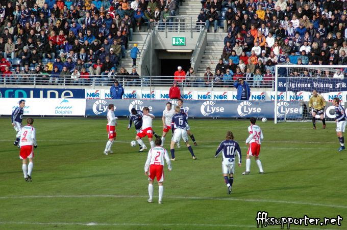 Viking - FFK, 17. april 2006, Tippeligaen – bilde 13 av 40