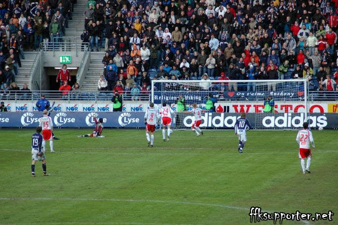Viking - FFK, 17. april 2006, Tippeligaen – bilde 27 av 40