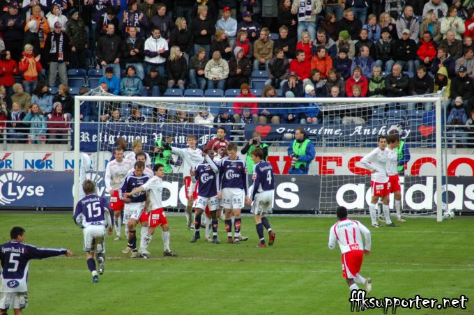 Viking - FFK, 17. april 2006, Tippeligaen – bilde 33 av 40