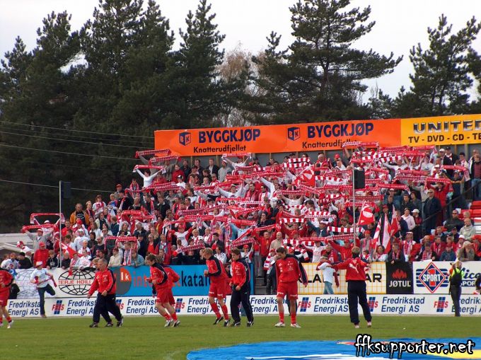 FFK - Vålerenga 3. mai 2004, Tippeligaen – bilde 2 av 14